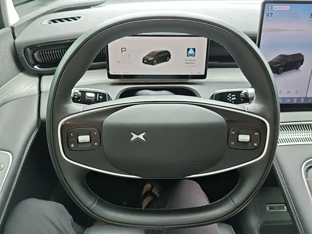 XPeng X9 — миниатюра 7