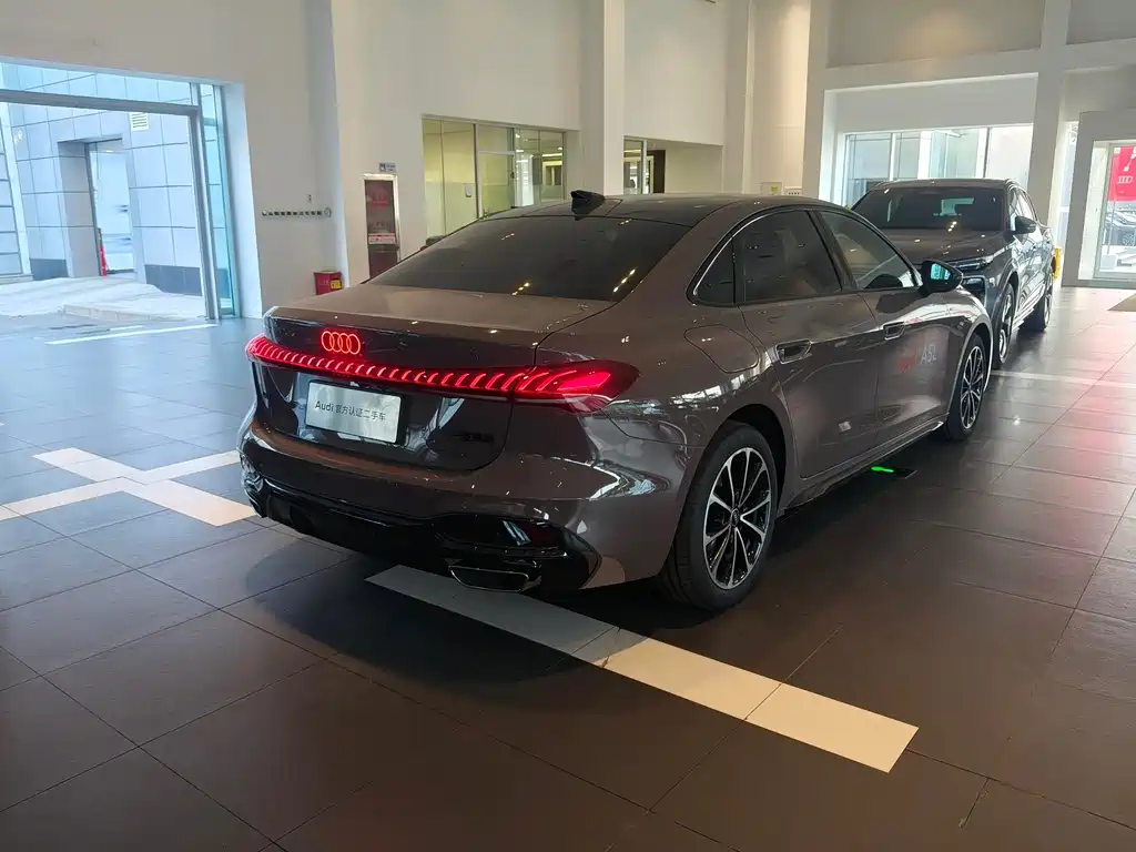 Audi A5L 2026 2.0T Sport