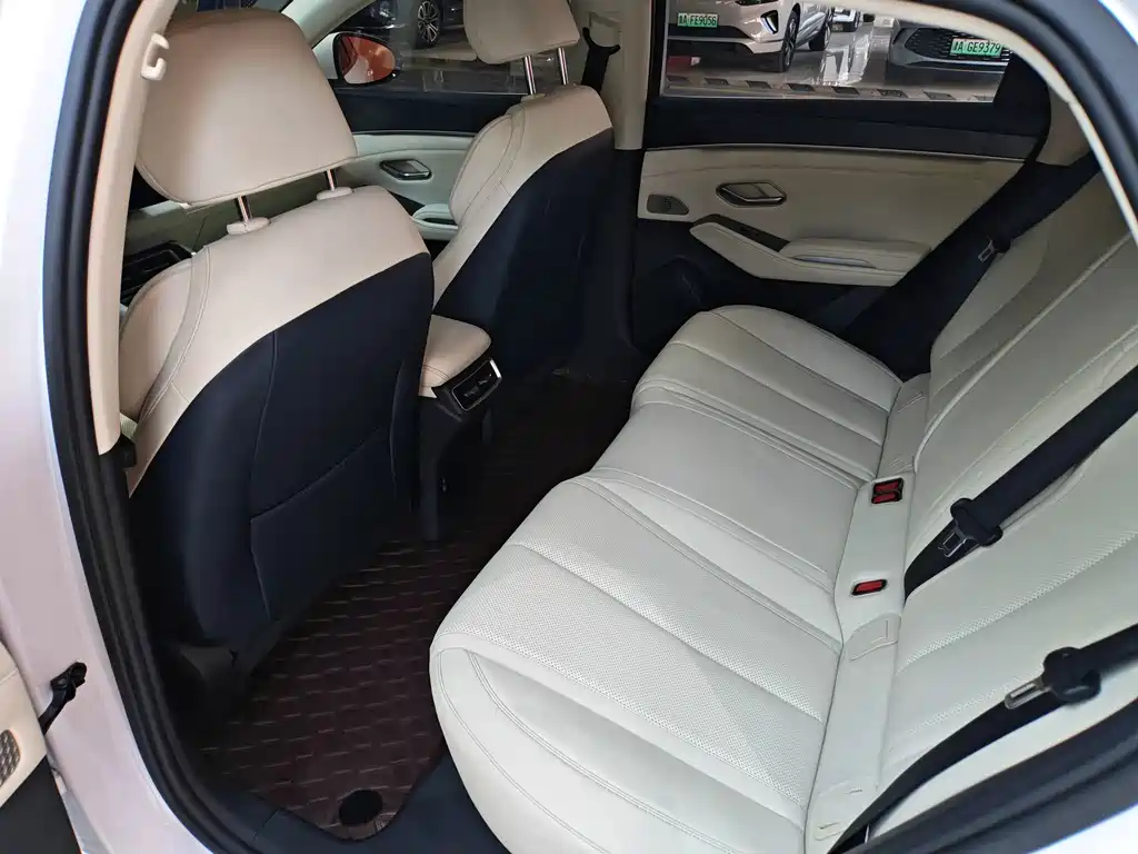 BYD Qin L — миниатюра 8