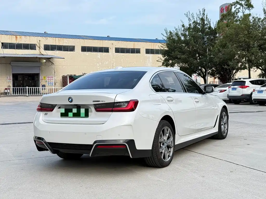 BMW i3 — миниатюра 4