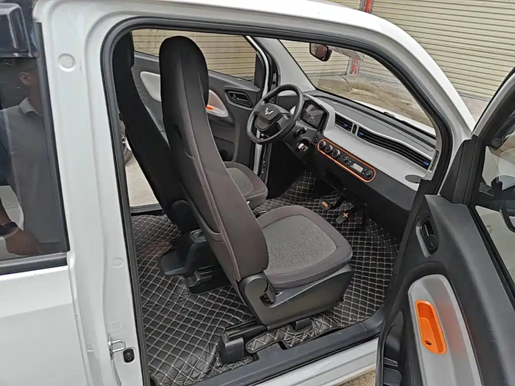 Wuling MINIEV — миниатюра 25