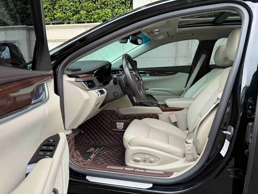 Cadillac XTS — миниатюра 6
