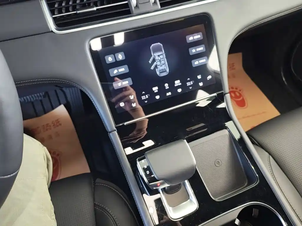 Li Auto Li ONE — миниатюра 14