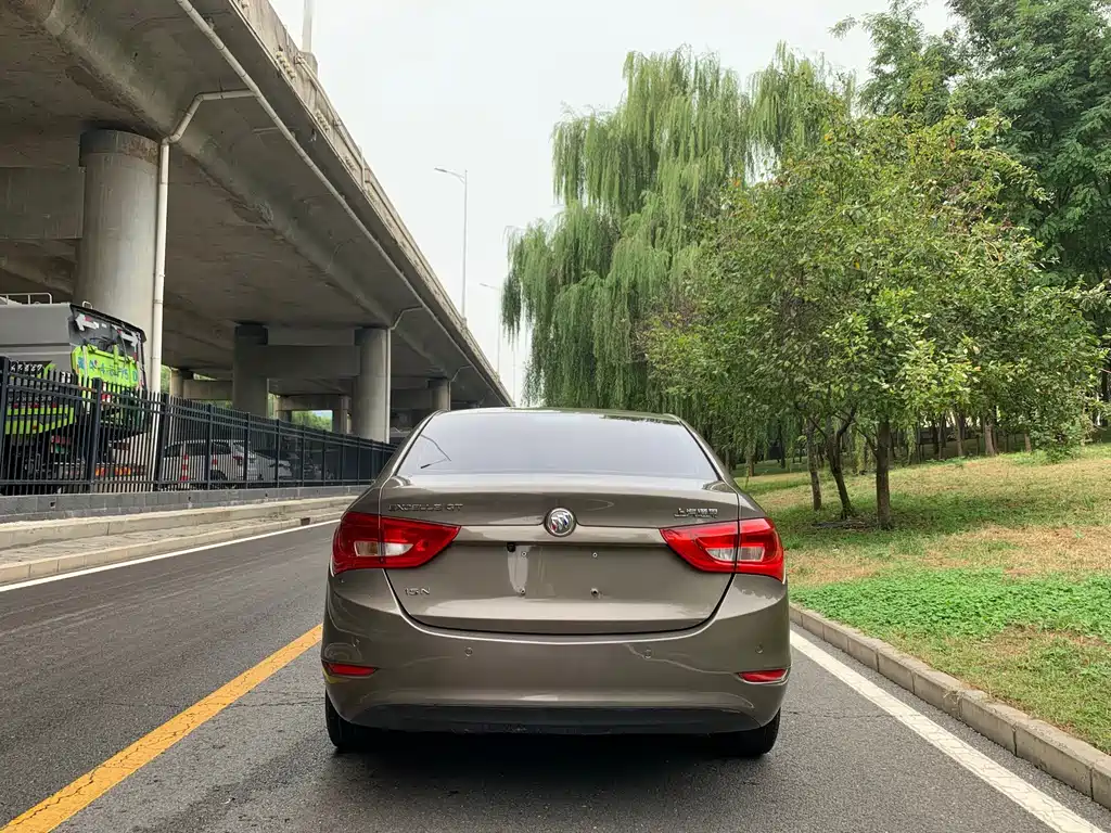 Buick Excelle — миниатюра 4
