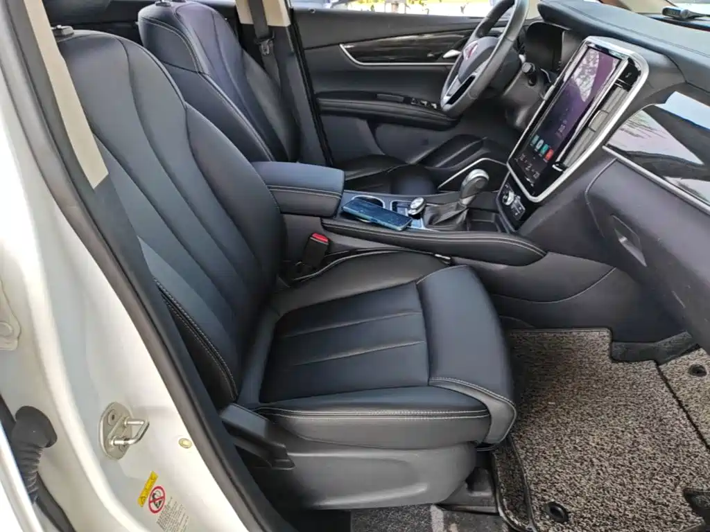 BYD MAX — миниатюра 25