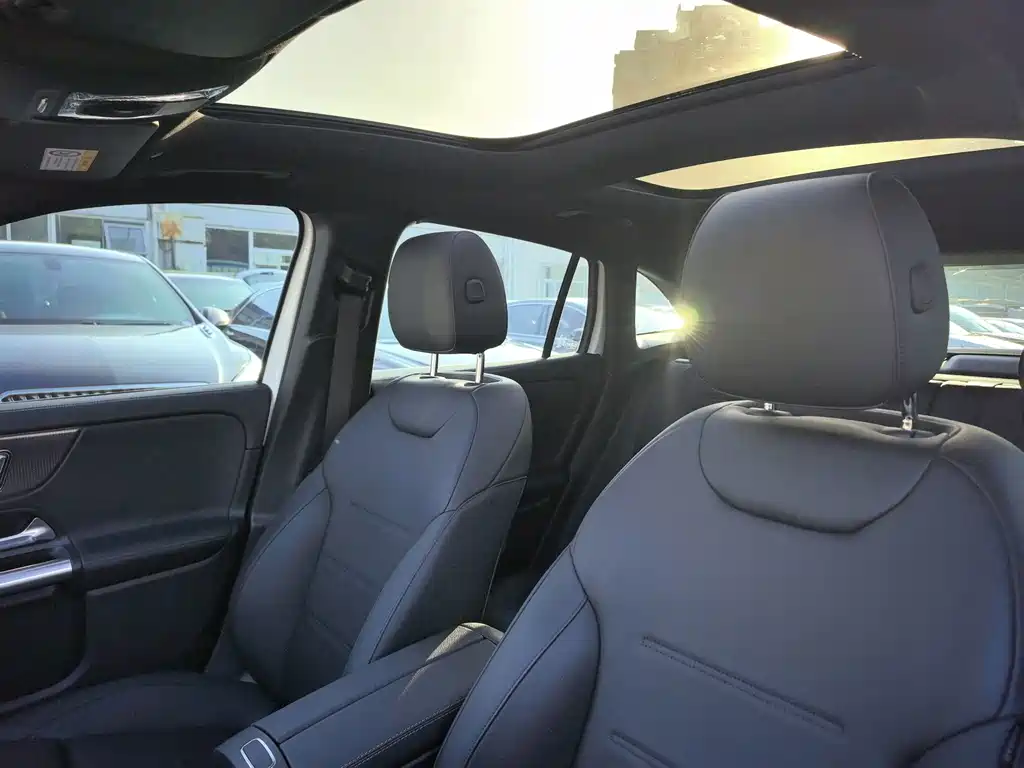 Mercedes-Benz GLA — миниатюра 11