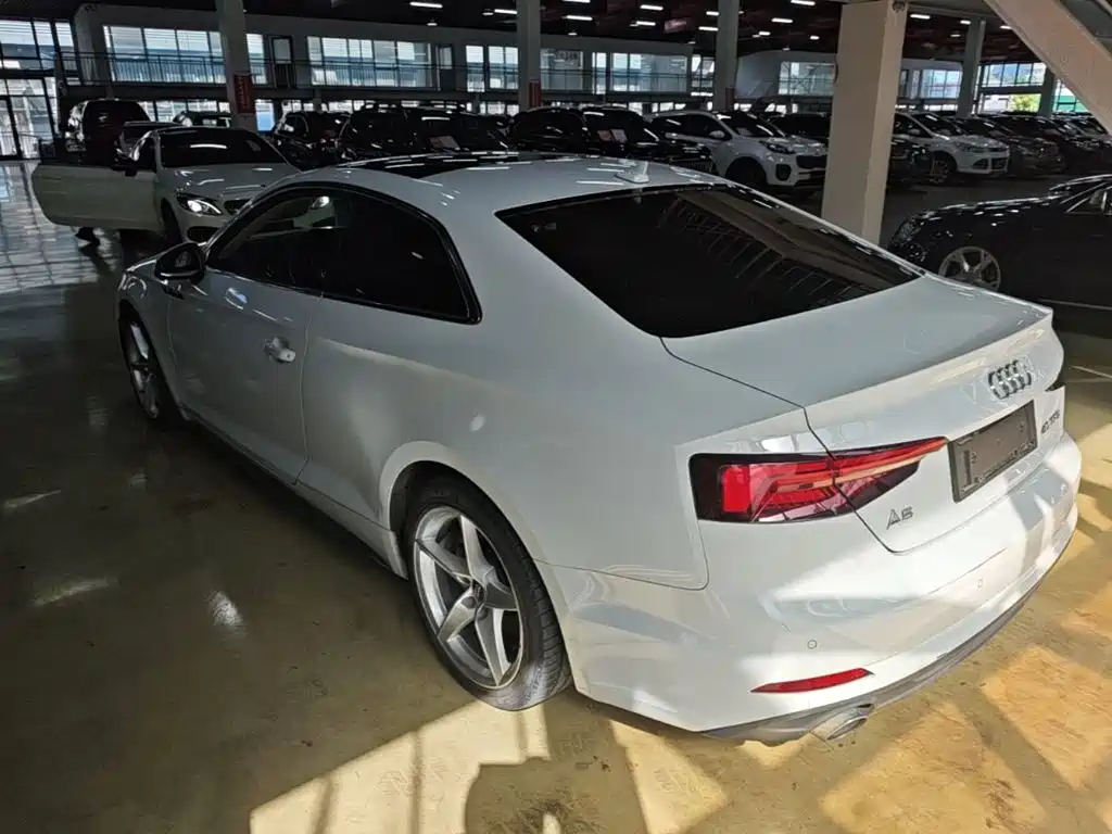 Audi A5 (Import) — миниатюра 5