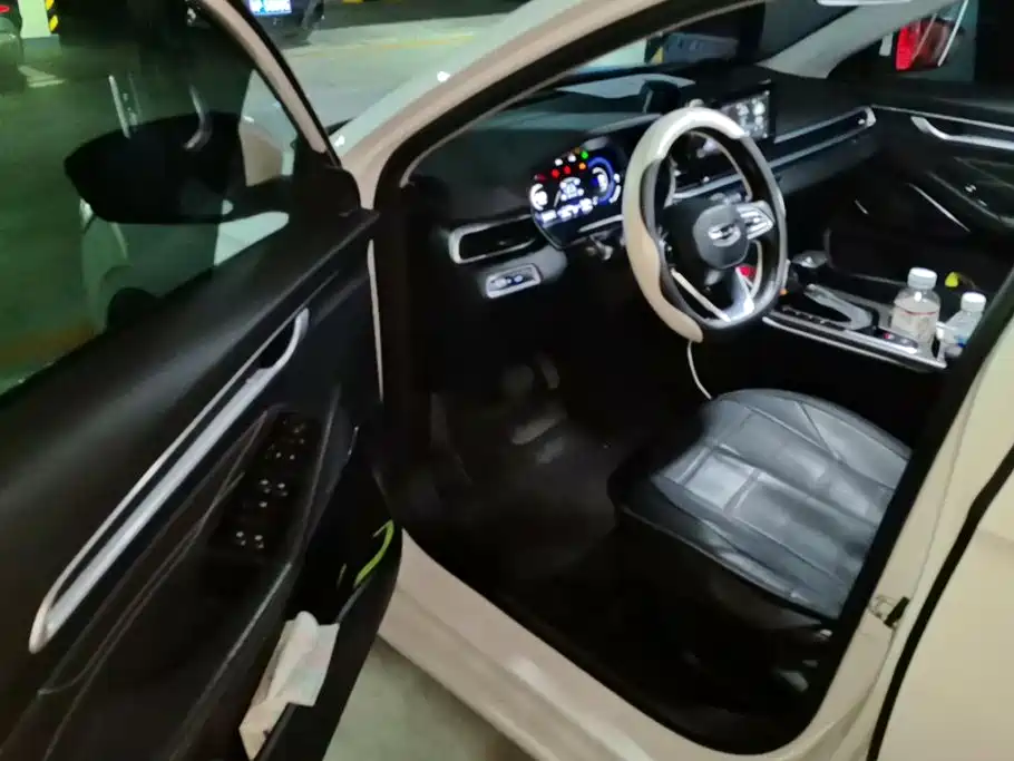Geely Emgrand — миниатюра 9
