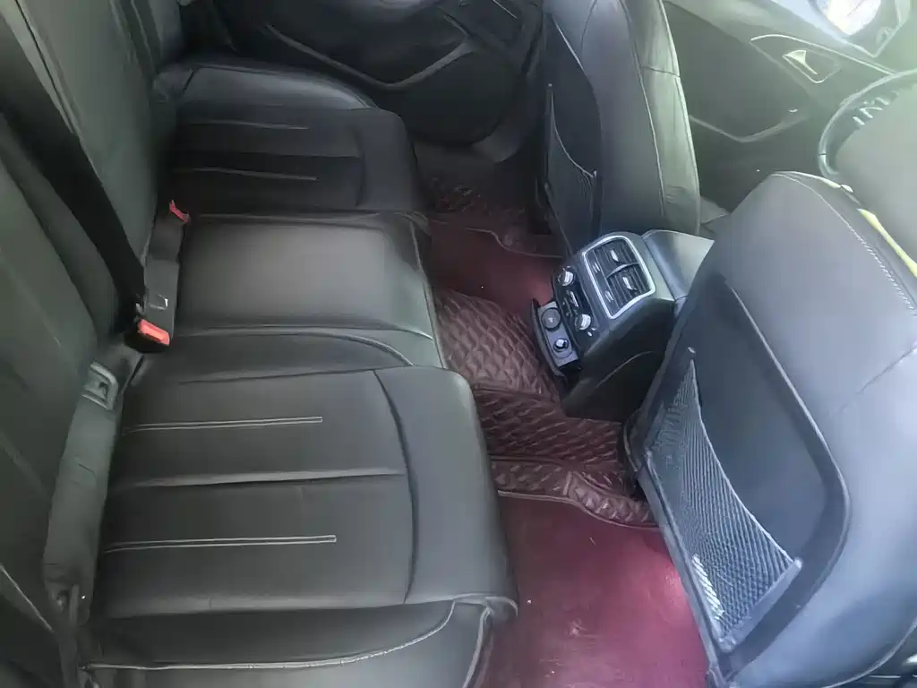 Audi A6L — миниатюра 9