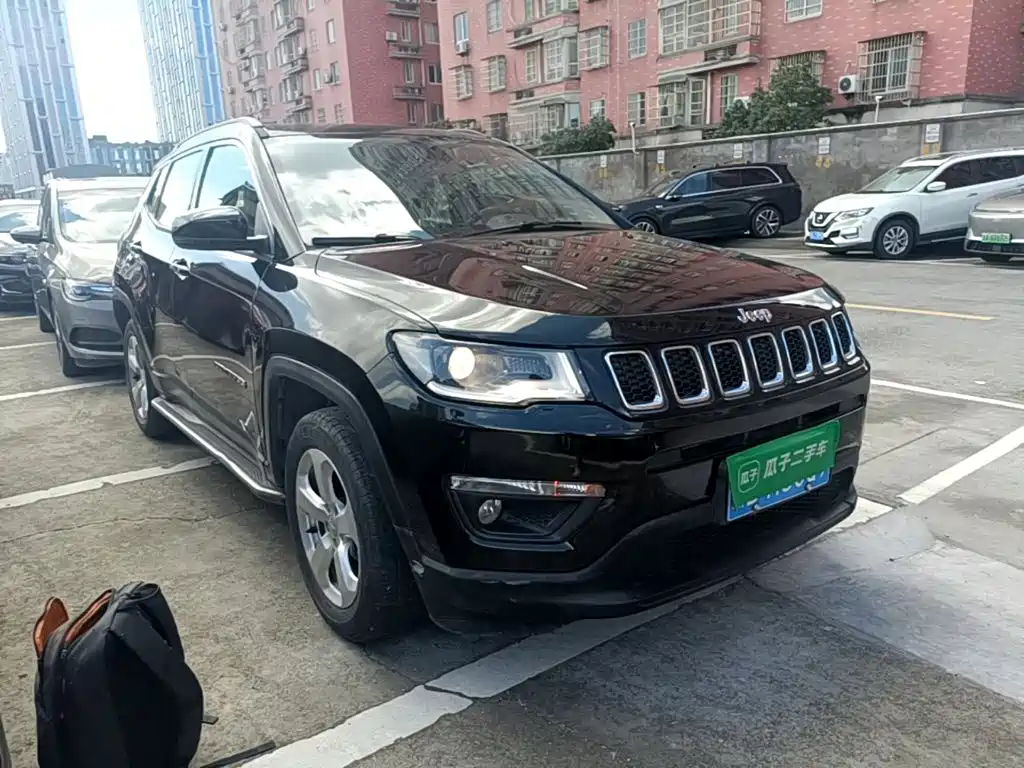 Jeep Compass — миниатюра 4