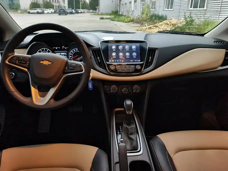 Chevrolet Monza — миниатюра 12