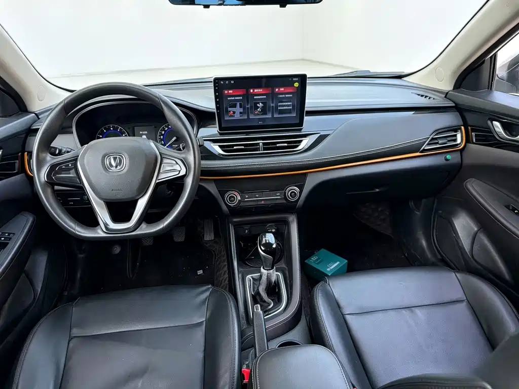 Changan Eado DT — миниатюра 4