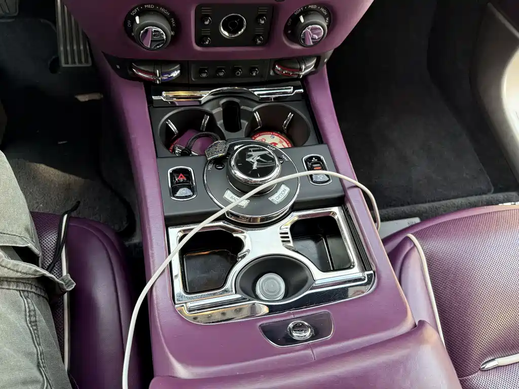Rolls-Royce Wraith — миниатюра 12