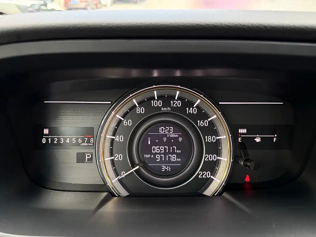 Honda Elysion — миниатюра 10