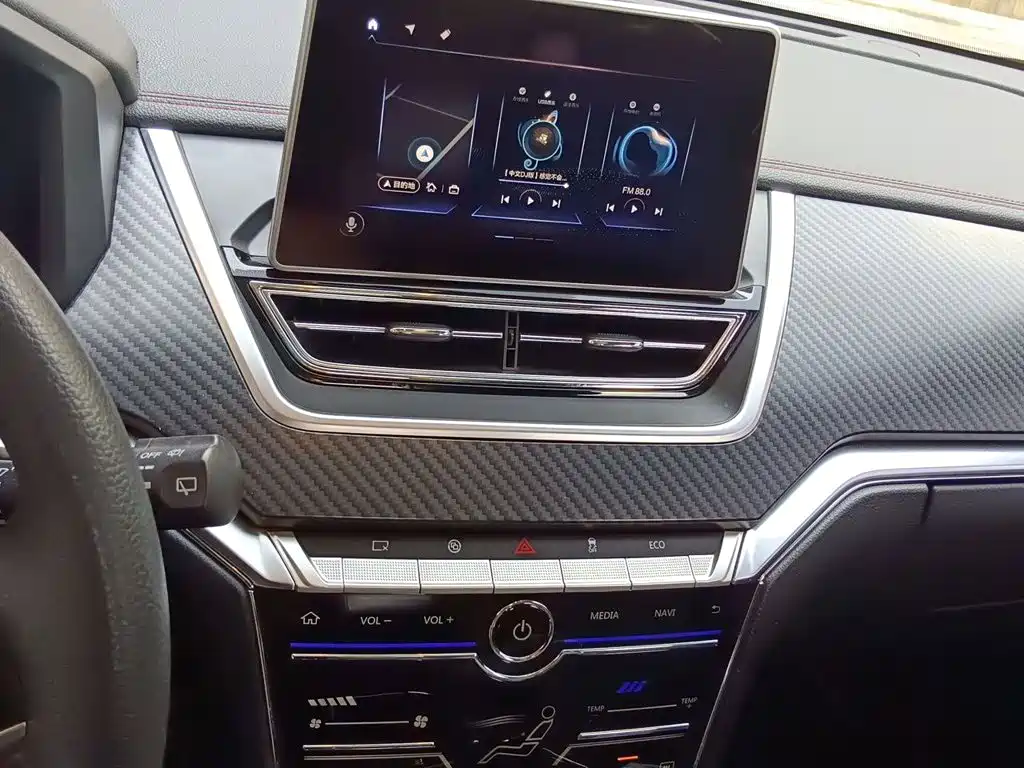 Venucia T60 — миниатюра 6