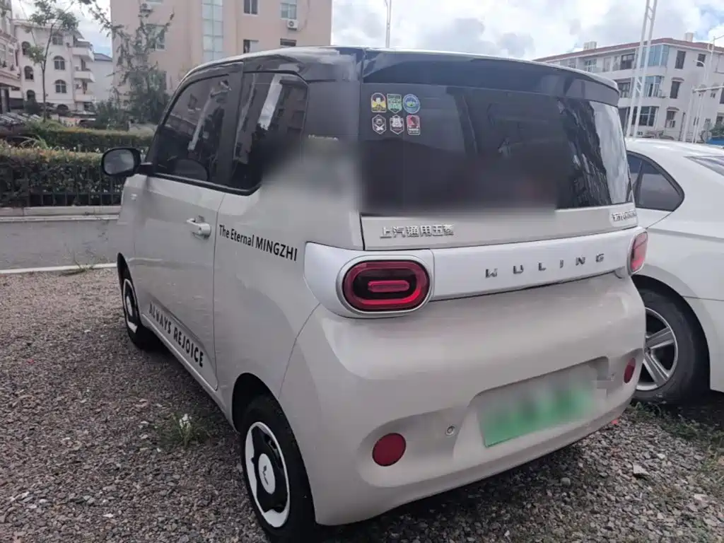 Wuling MINIEV — миниатюра 5