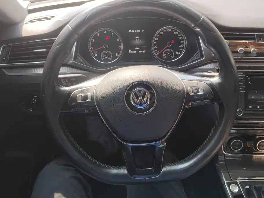Volkswagen Passat — миниатюра 15