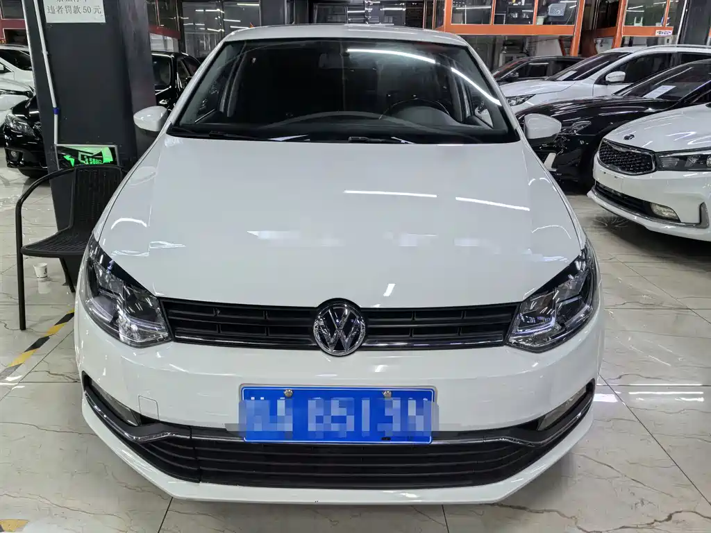 Volkswagen Polo — миниатюра 2