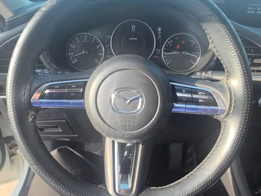 Mazda 3 Axela — миниатюра 15