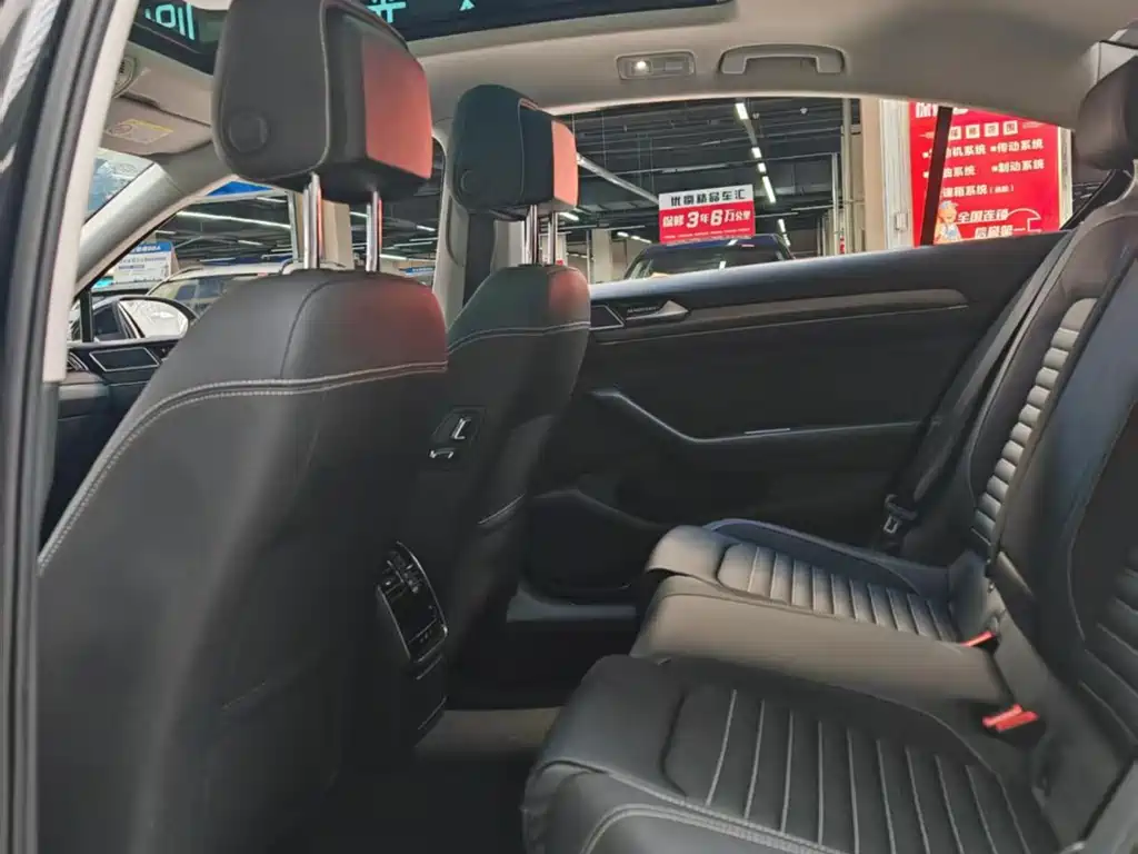 Volkswagen Magotan 2020 330TSI DSG Lead