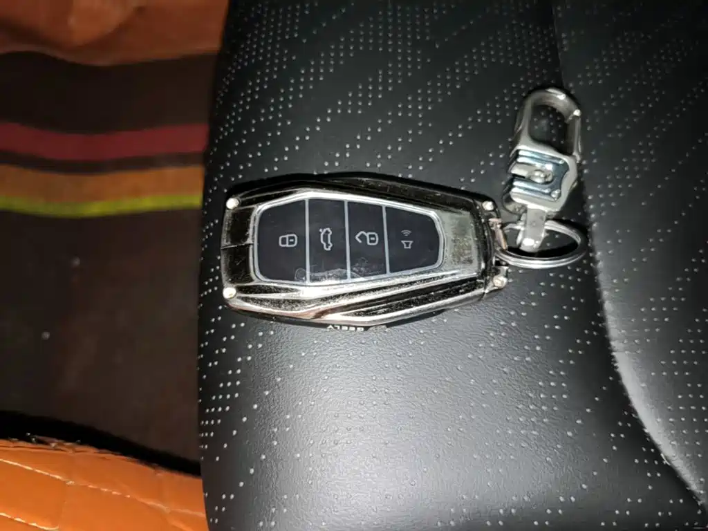 Geely Emgrand — миниатюра 9