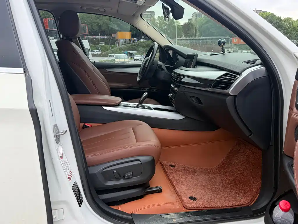BMW X5 (Import) — миниатюра 5