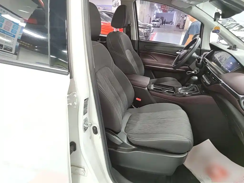 GAC Motor Trumpchi M6 — миниатюра 25