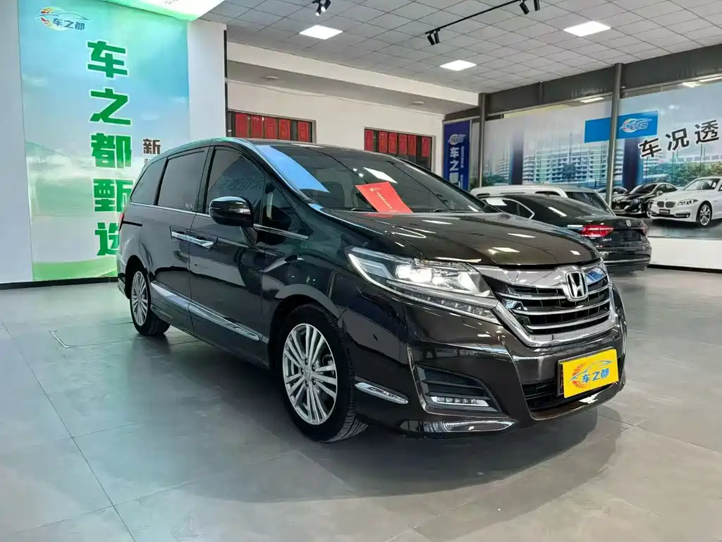 Honda Elysion — миниатюра 3