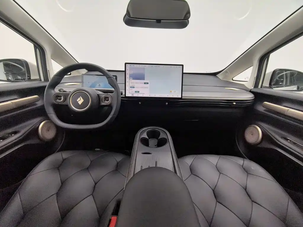 Baojun Yunduo — миниатюра 5