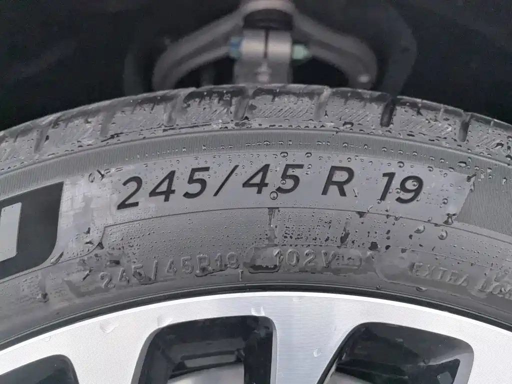 BYD Seal 08 — миниатюра 24