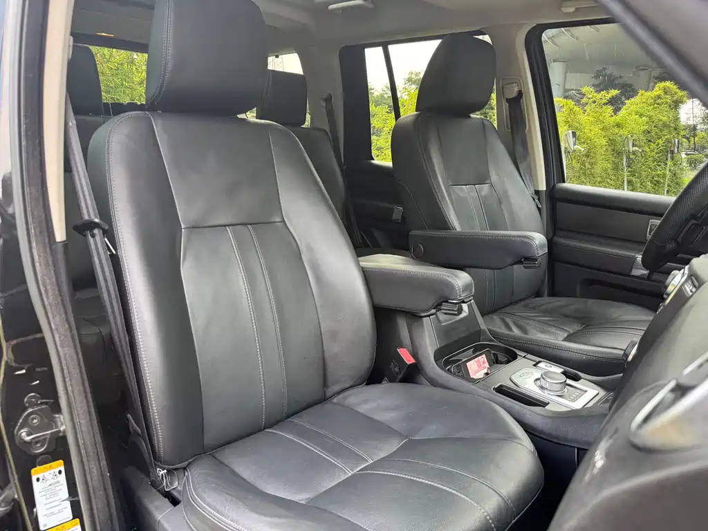 Land Rover Discovery — миниатюра 9