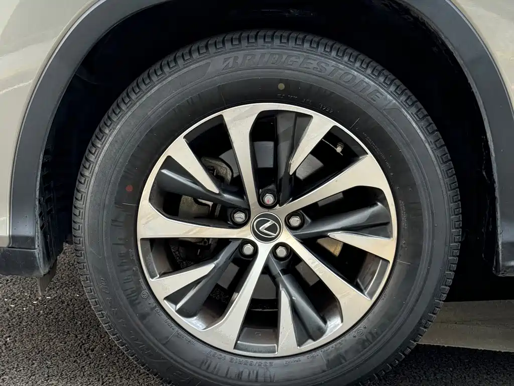 Lexus RX — миниатюра 15