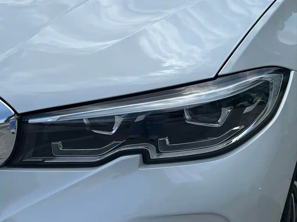 BMW 3 Series — миниатюра 23