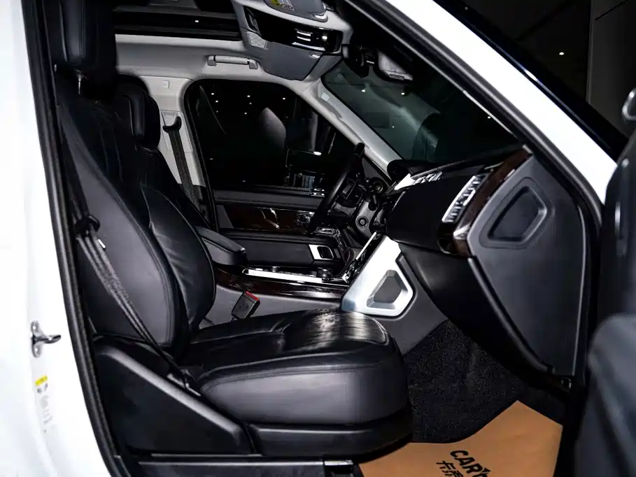 Land Rover Range Rover — миниатюра 14