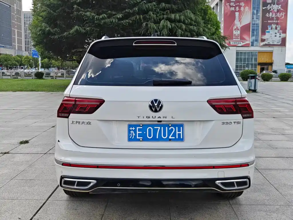 Volkswagen Tiguan L — миниатюра 2