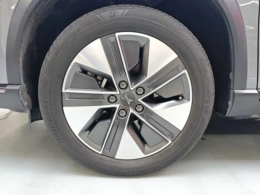 XPeng G3 — миниатюра 8