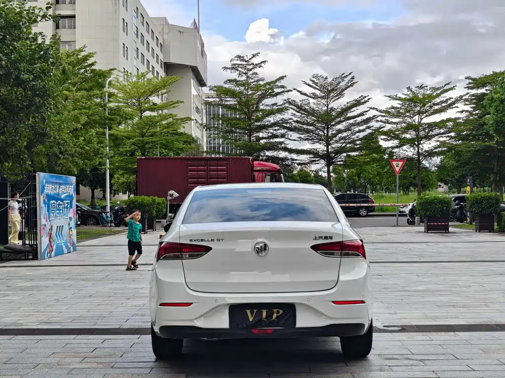Buick Excelle — миниатюра 12