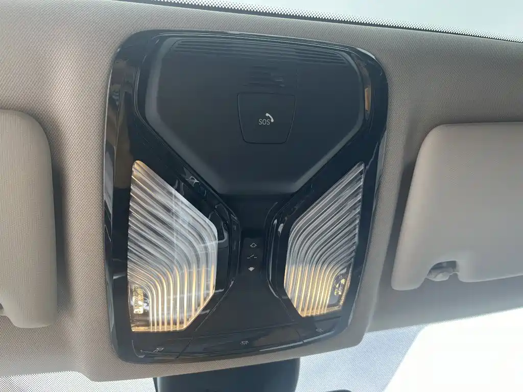 BMW 3 Series — миниатюра 17
