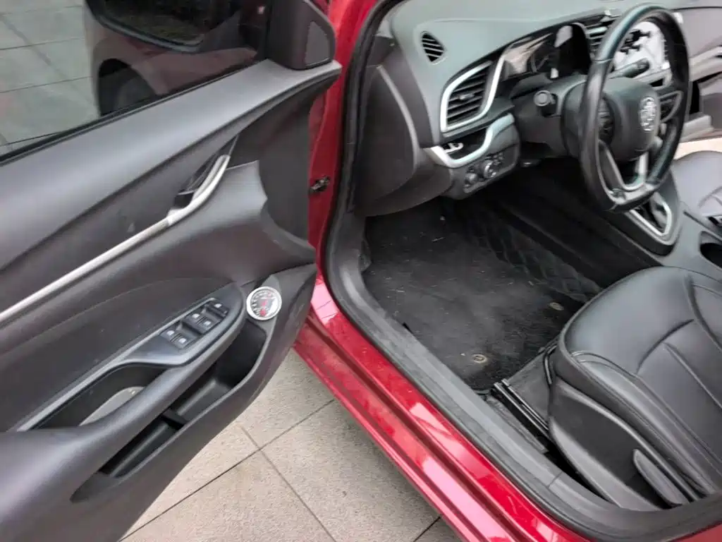 Buick Excelle — миниатюра 16