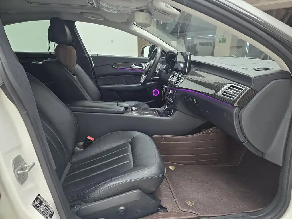 Mercedes-Benz CLS — миниатюра 9
