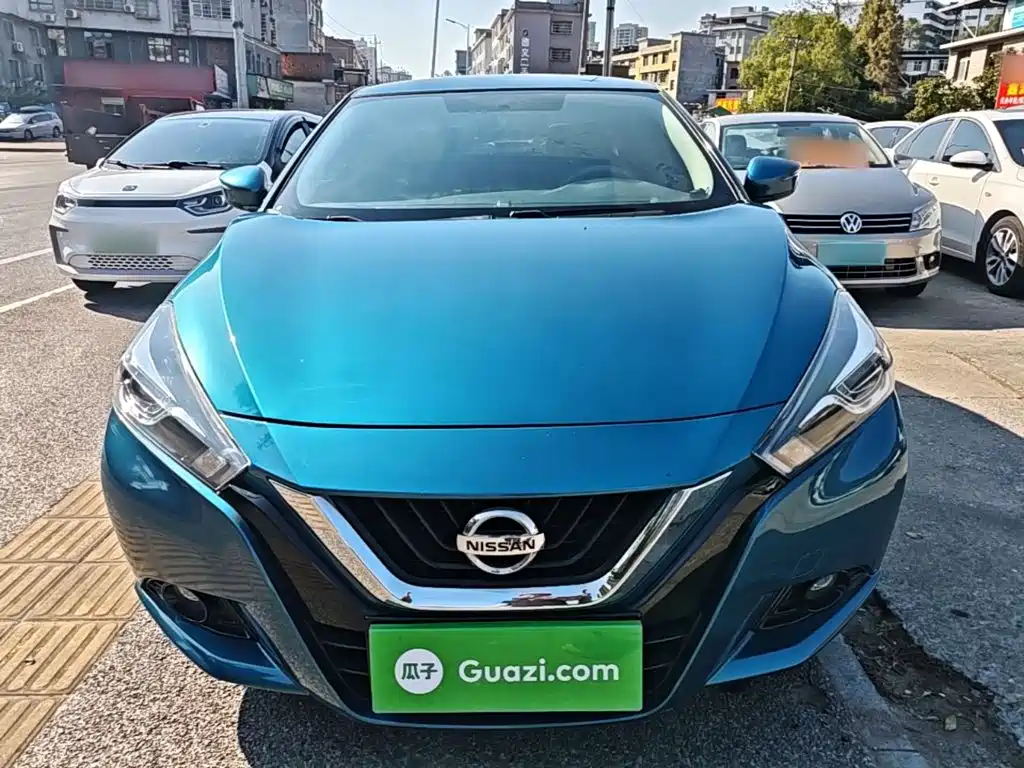 Nissan Bluebird — миниатюра 3