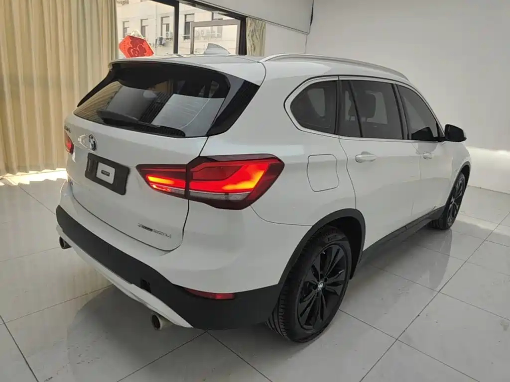 BMW X1 — миниатюра 7
