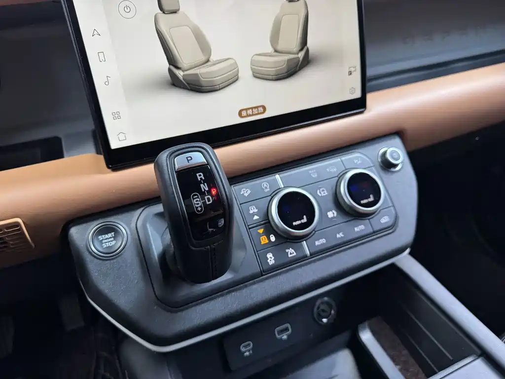 Land Rover Defender — миниатюра 22