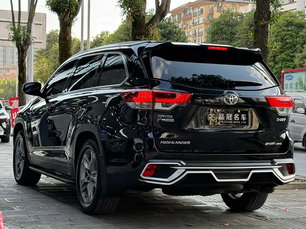 Toyota Highlander — миниатюра 7