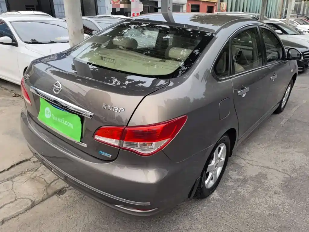 Nissan Sylphy — миниатюра 7