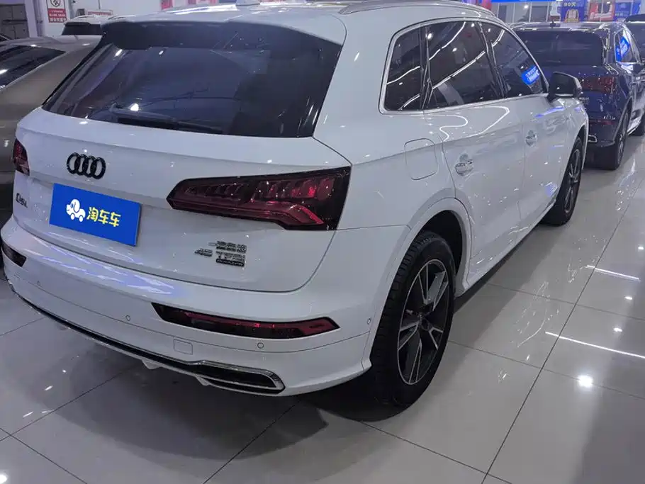Audi Q5L — миниатюра 3
