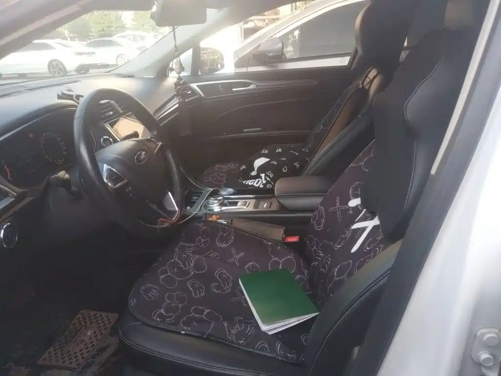 Ford Mondeo — миниатюра 16