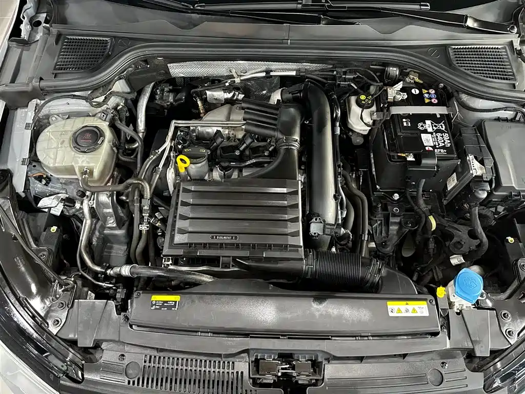 Volkswagen Golf — миниатюра 33