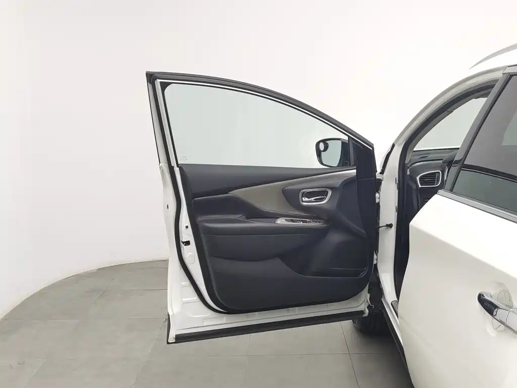 Nissan Murano — миниатюра 8