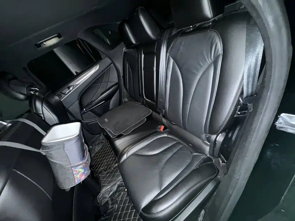 Lincoln MKC — миниатюра 19